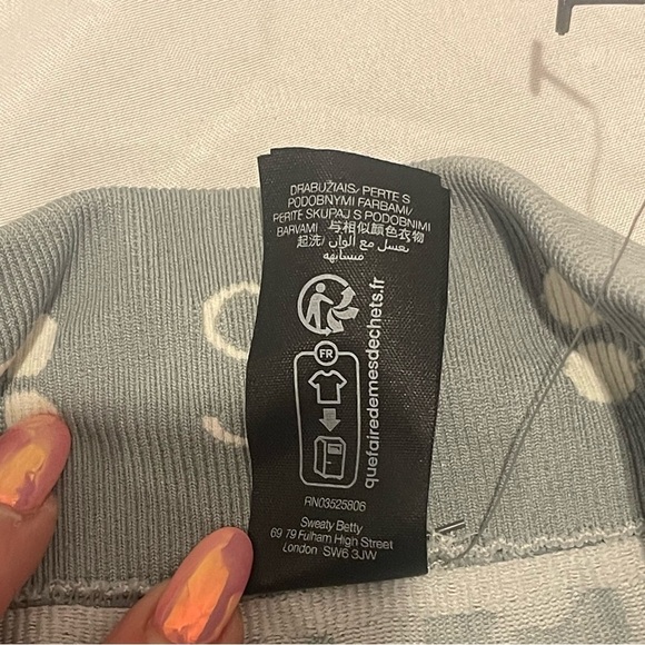 Sweaty Betty Leopard Jacquard Base Layer
Leggings Blue/Greenish Paint
Jacquard - Picture 6 of 10